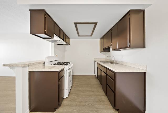 2-bedroom apartment at Shadow Springs in Palmdale, CA